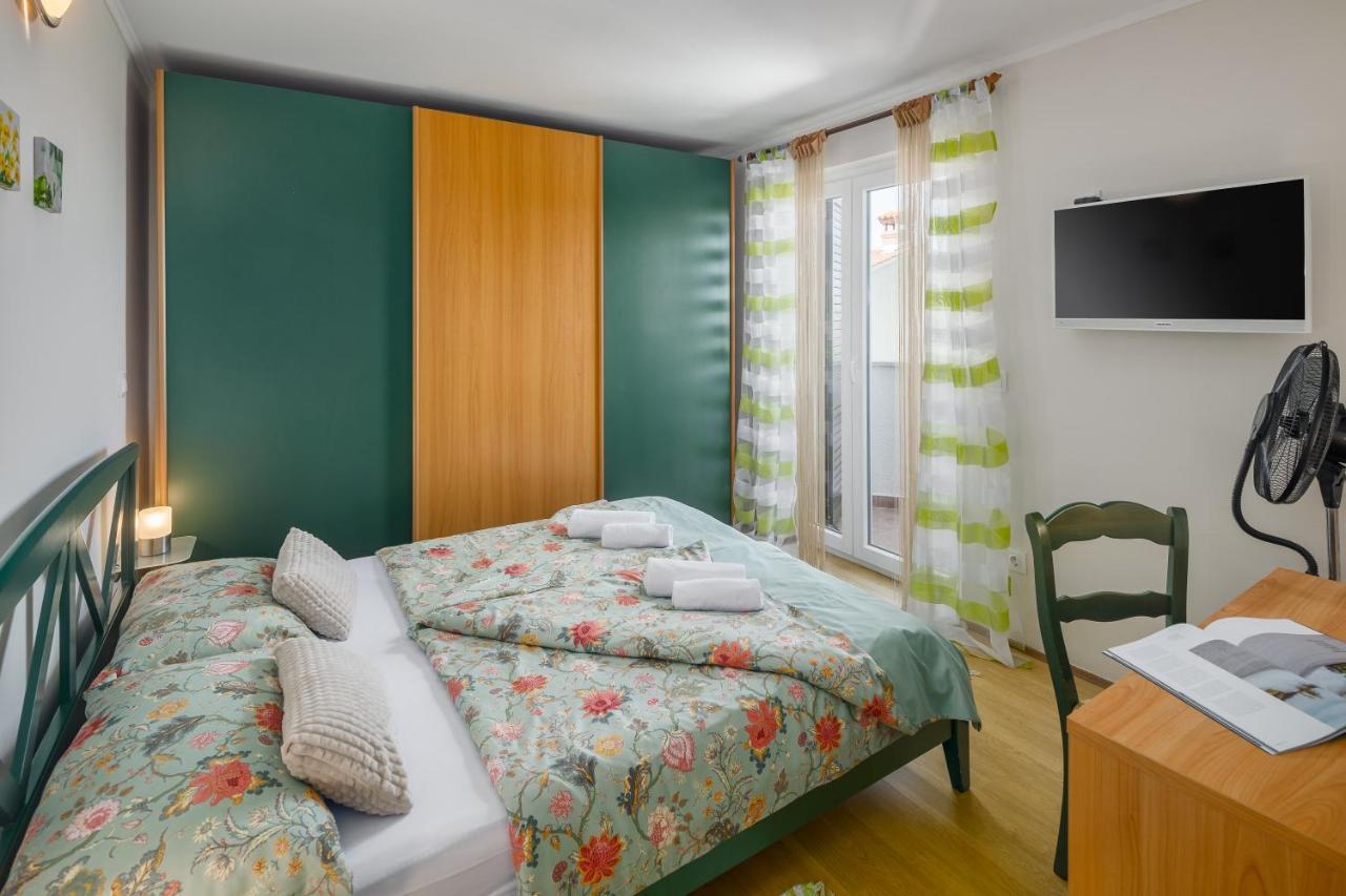 Kukci Apartment Luaran gambar
