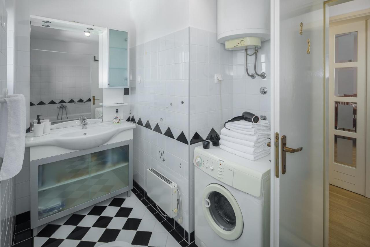 Kukci Apartment Luaran gambar