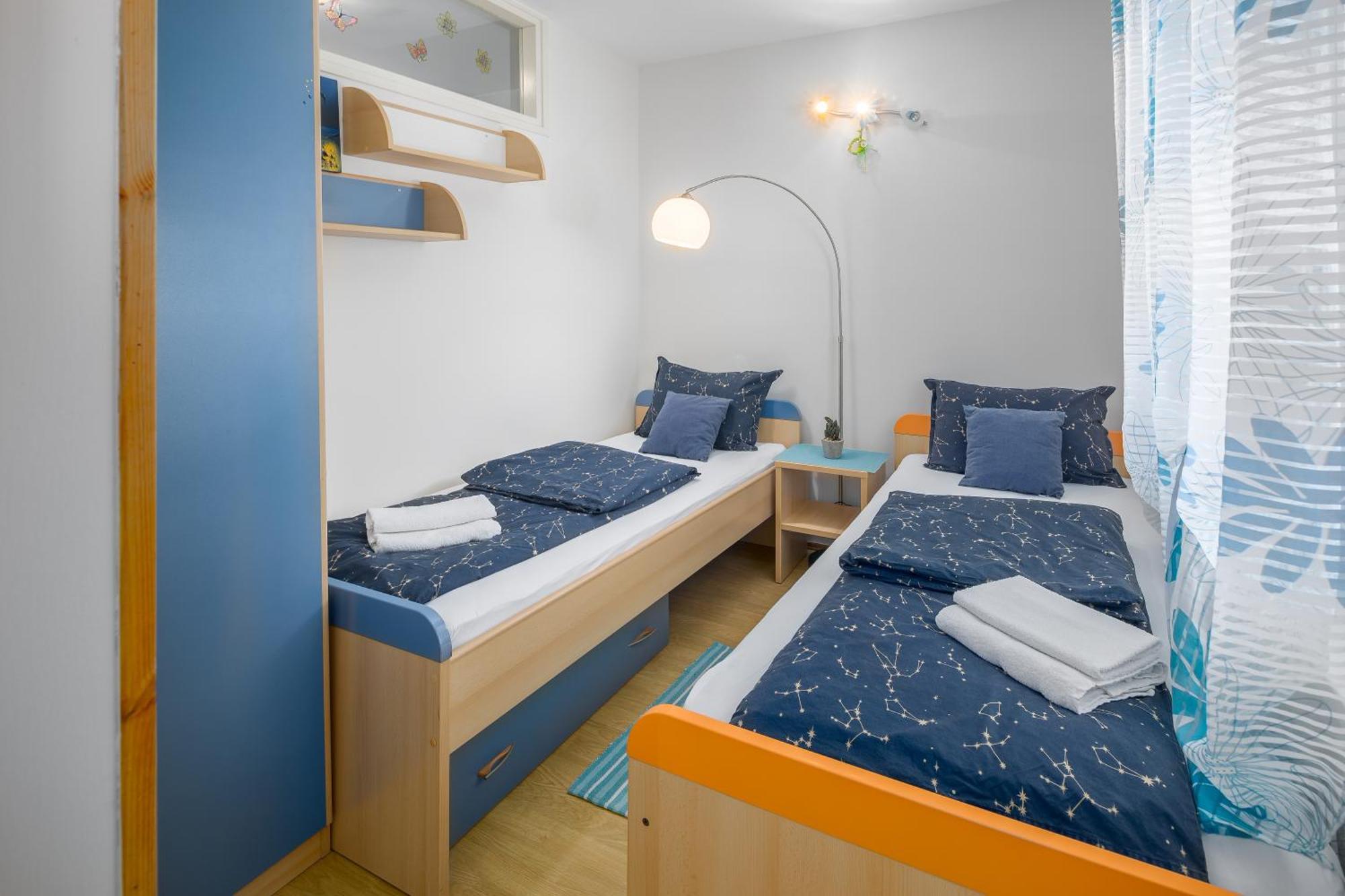Kukci Apartment Bilik gambar